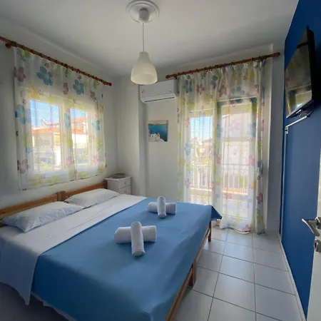 Apartment Seaside Escape Paralia Dionysiou