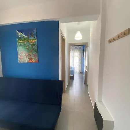 Seaside Escape * Paralia Dionysiou